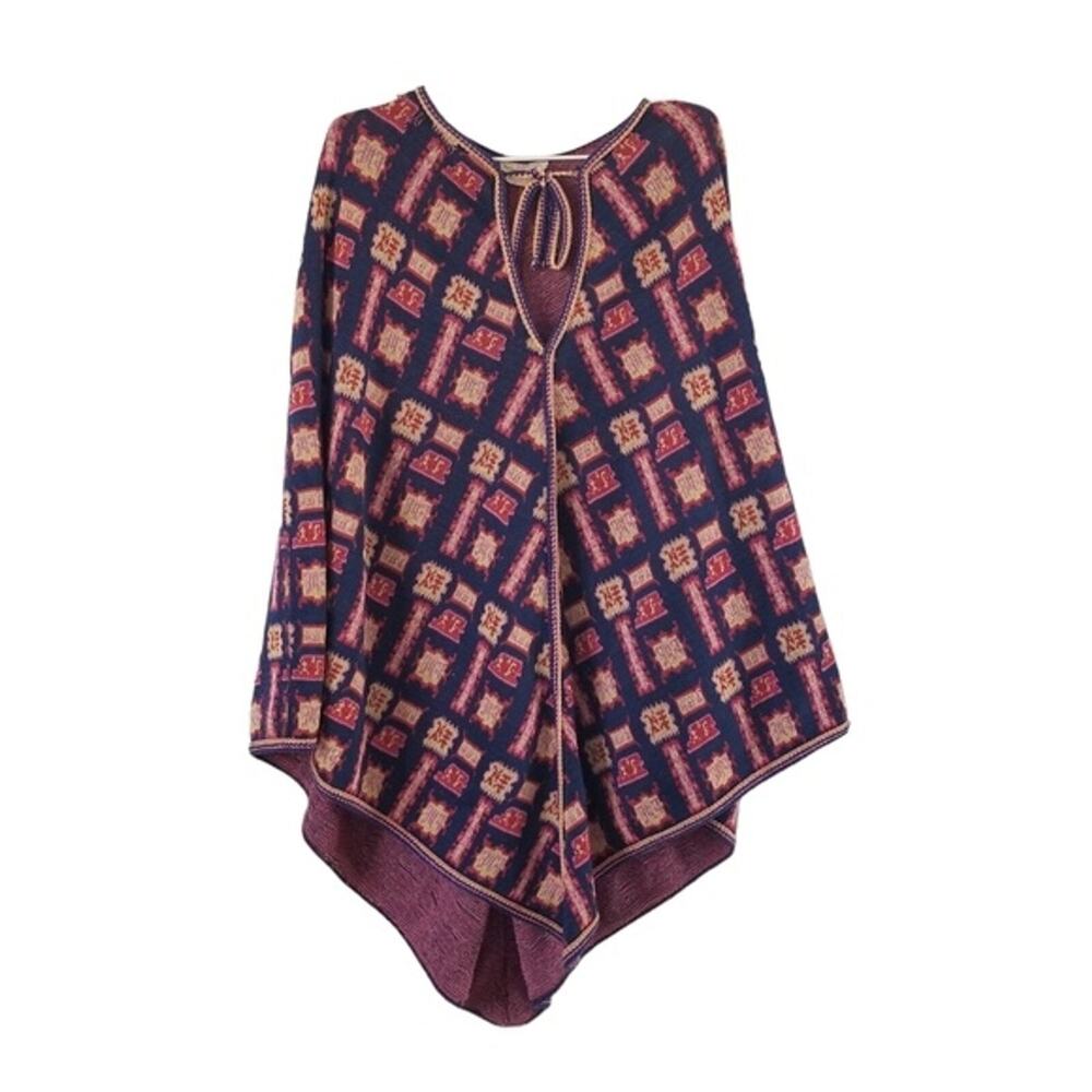 Vintage 60s / 70s Sabra Knit Pullover Poncho Cape